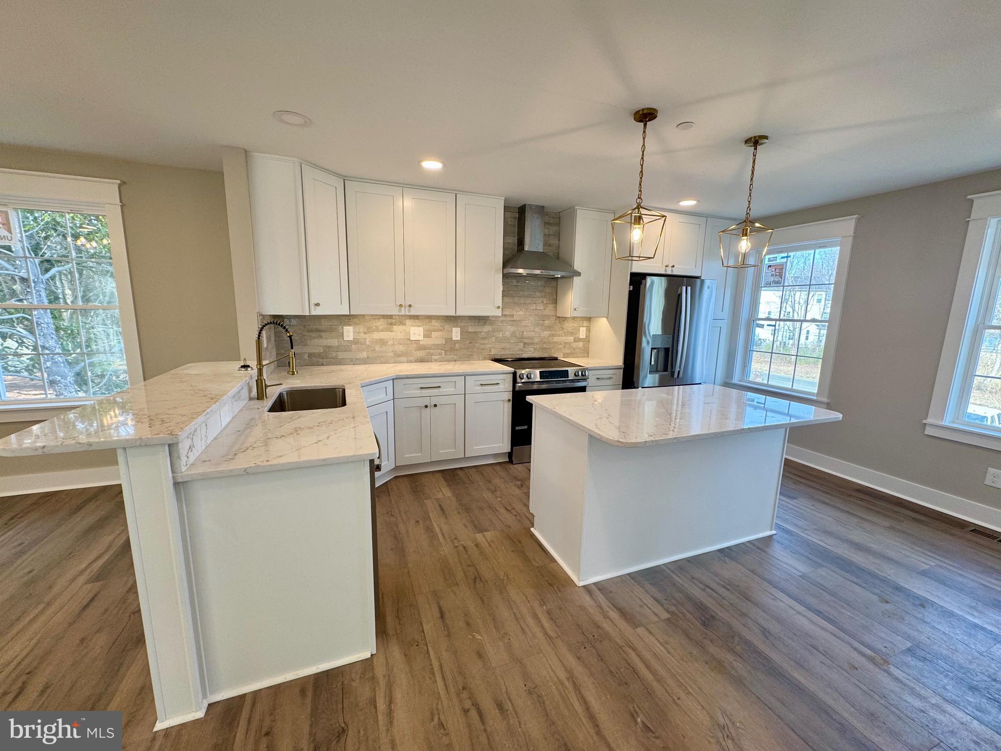 KENT ISLAND ESTATES - Residential