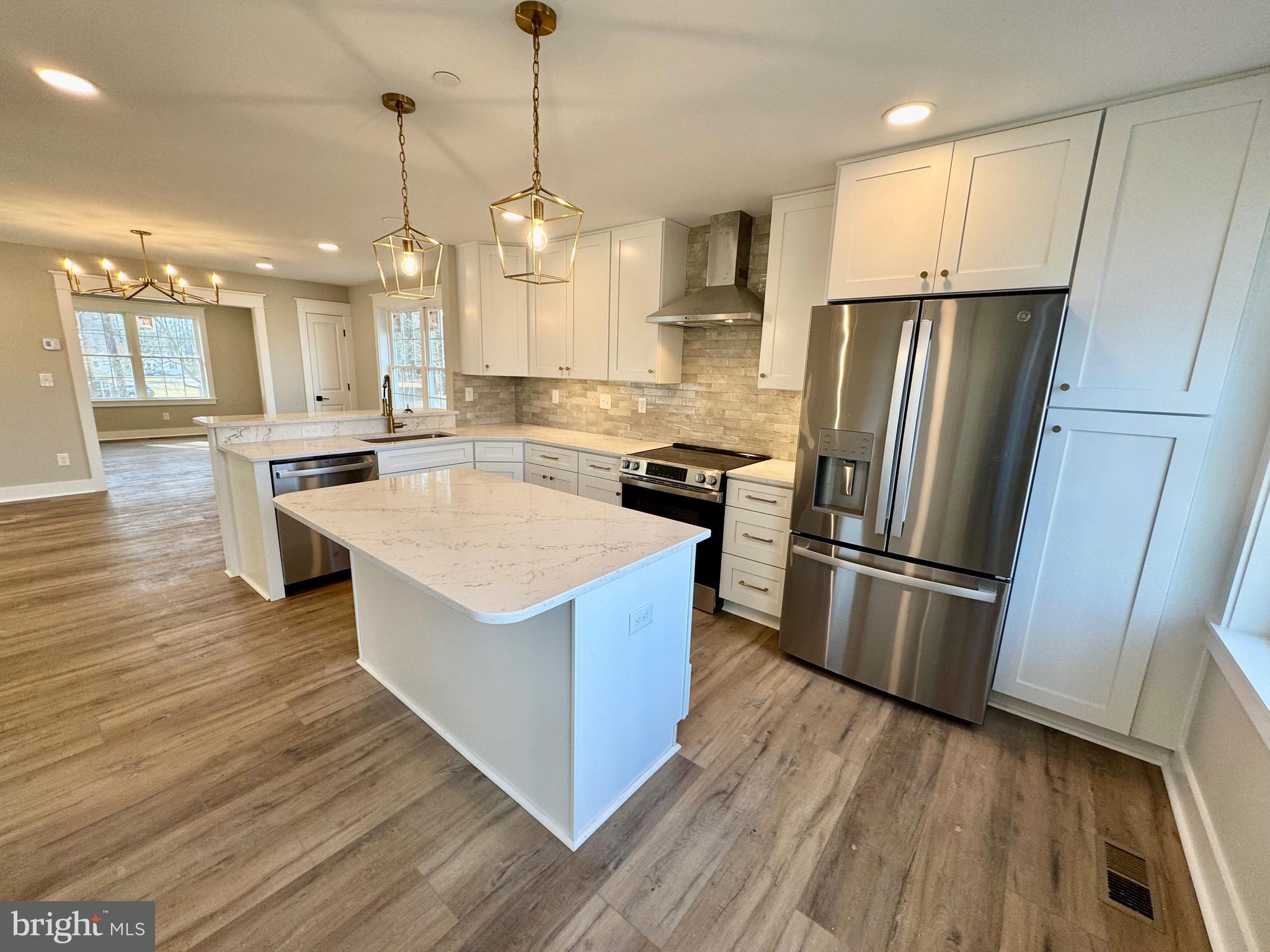 KENT ISLAND ESTATES - Residential