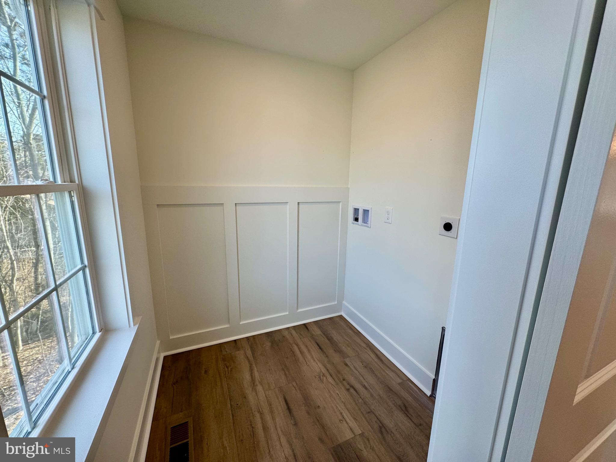 KENT ISLAND ESTATES - Residential