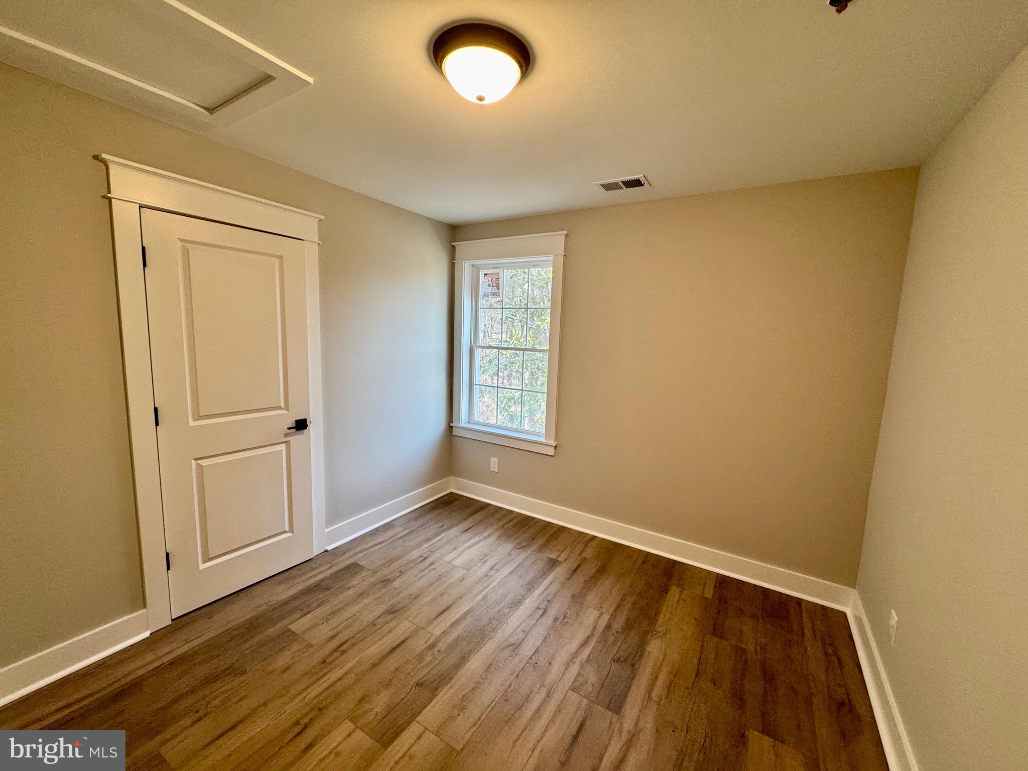 KENT ISLAND ESTATES - Residential