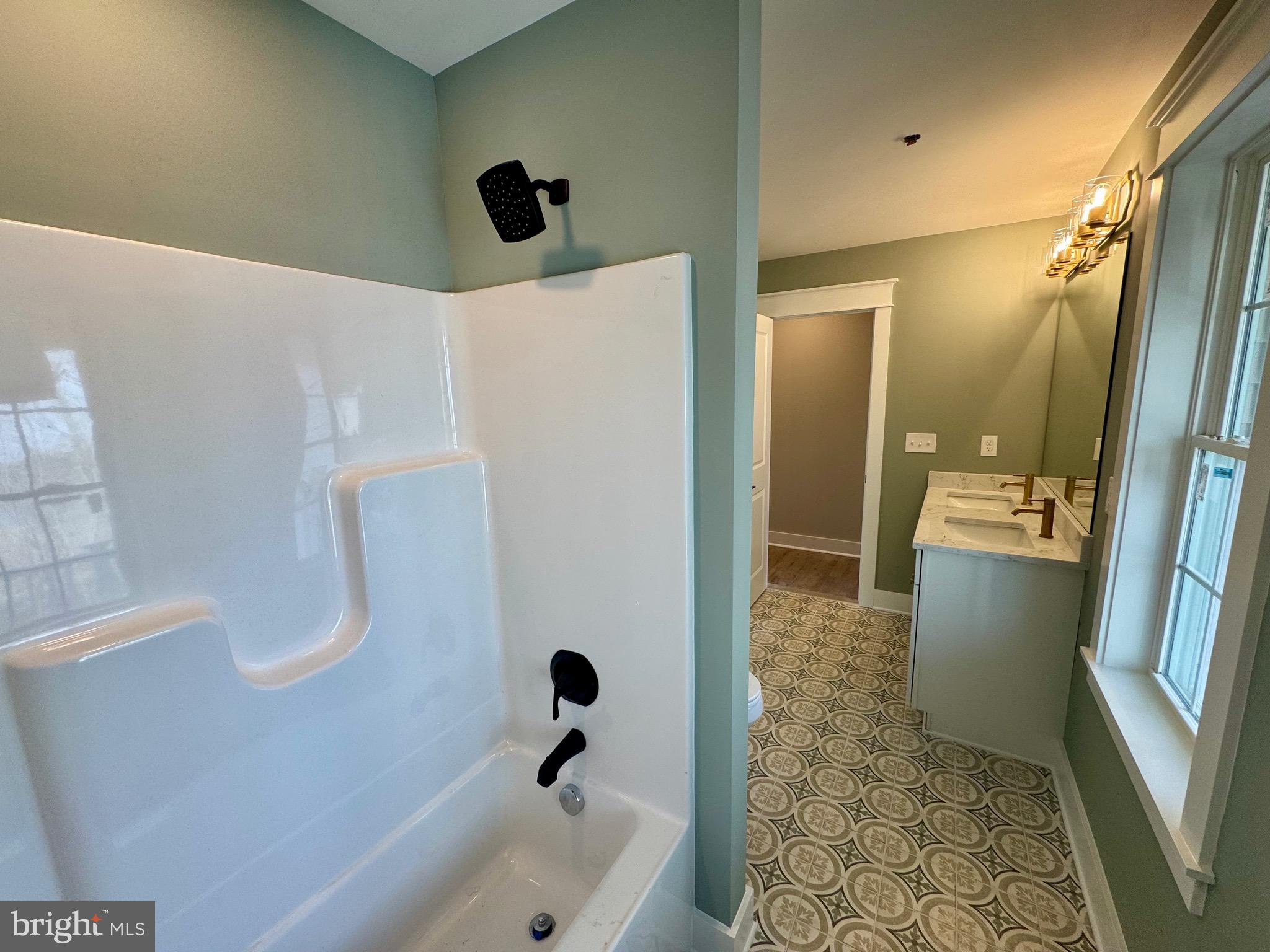 KENT ISLAND ESTATES - Residential