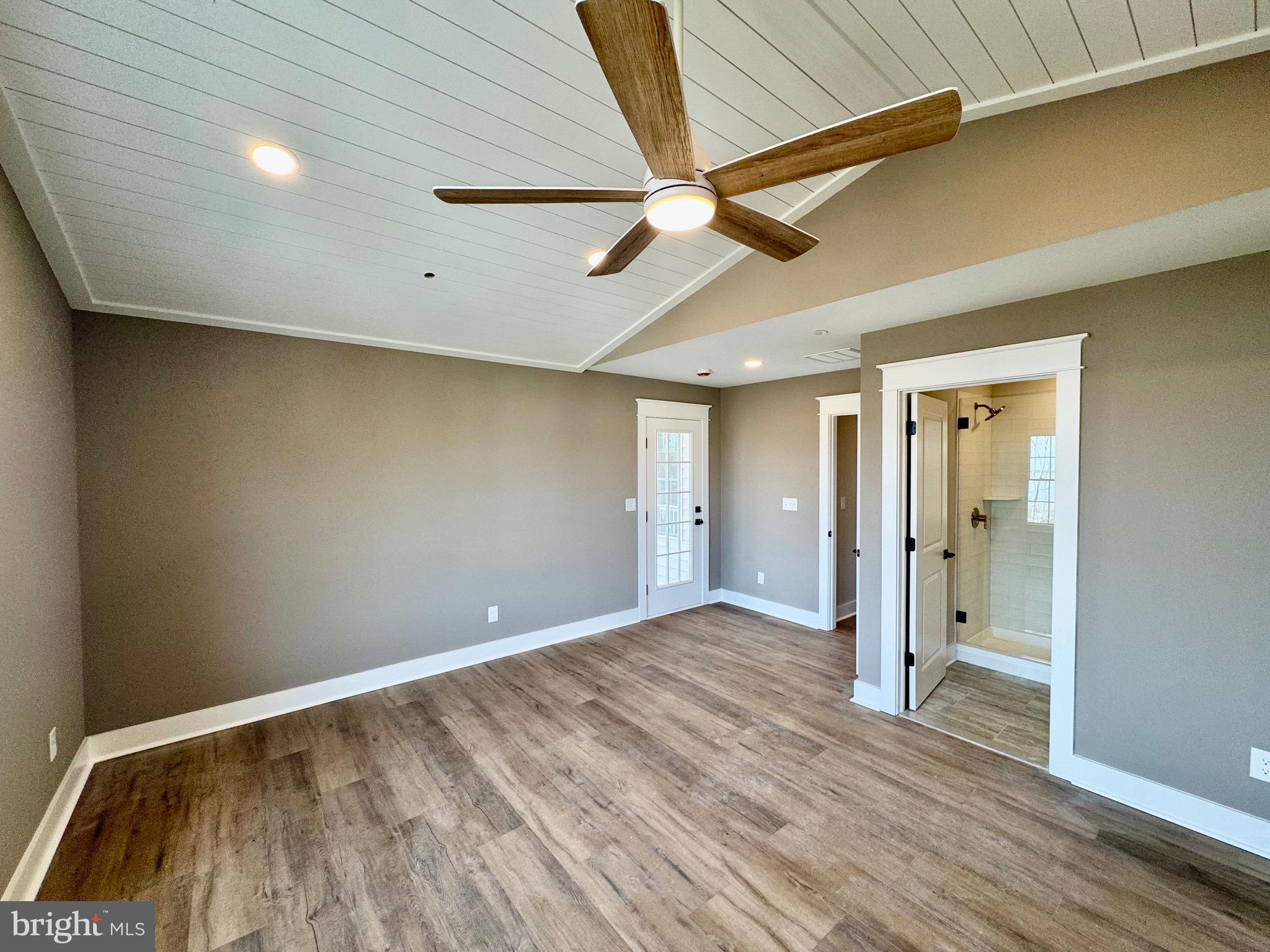 KENT ISLAND ESTATES - Residential