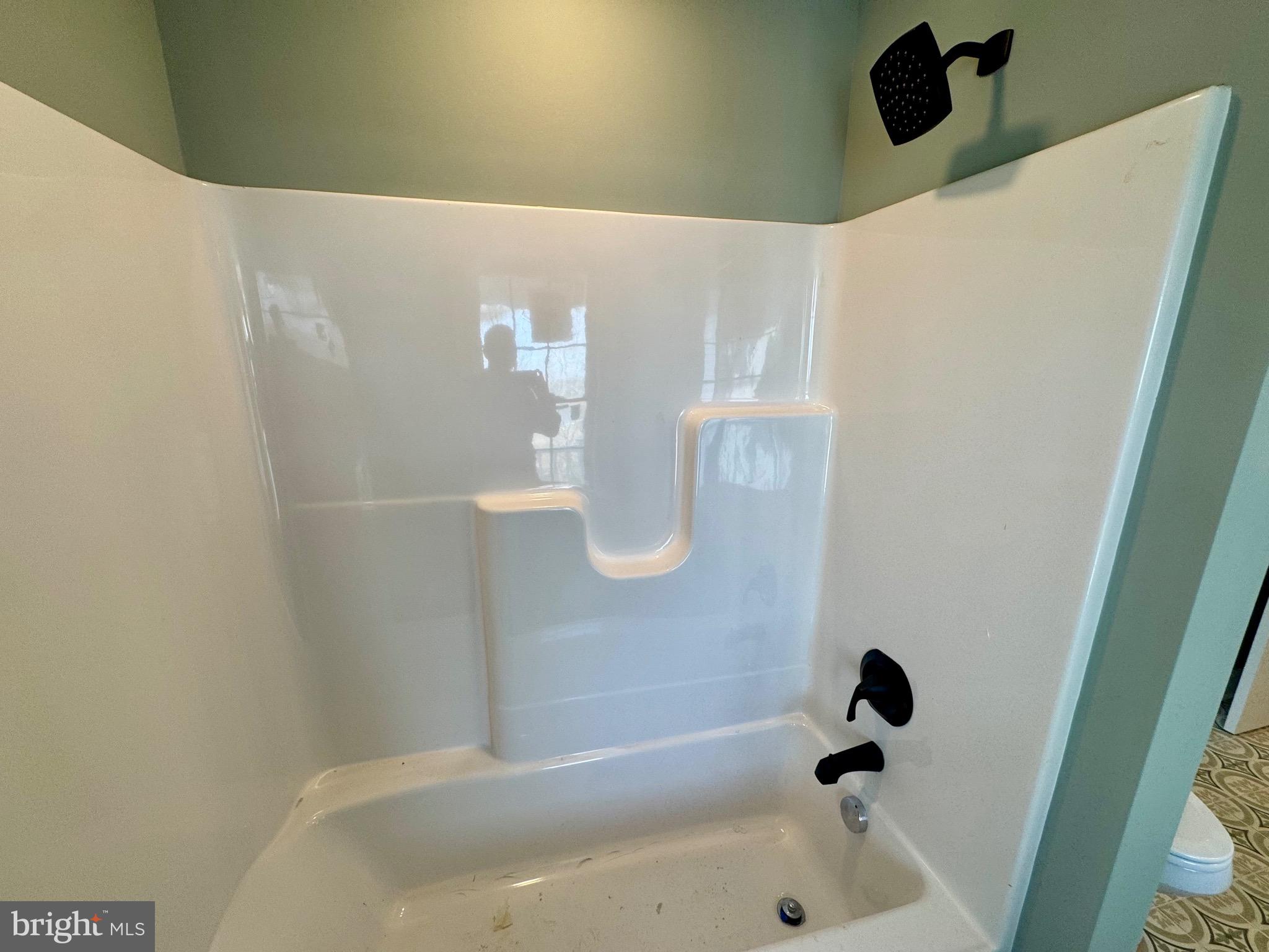 KENT ISLAND ESTATES - Residential