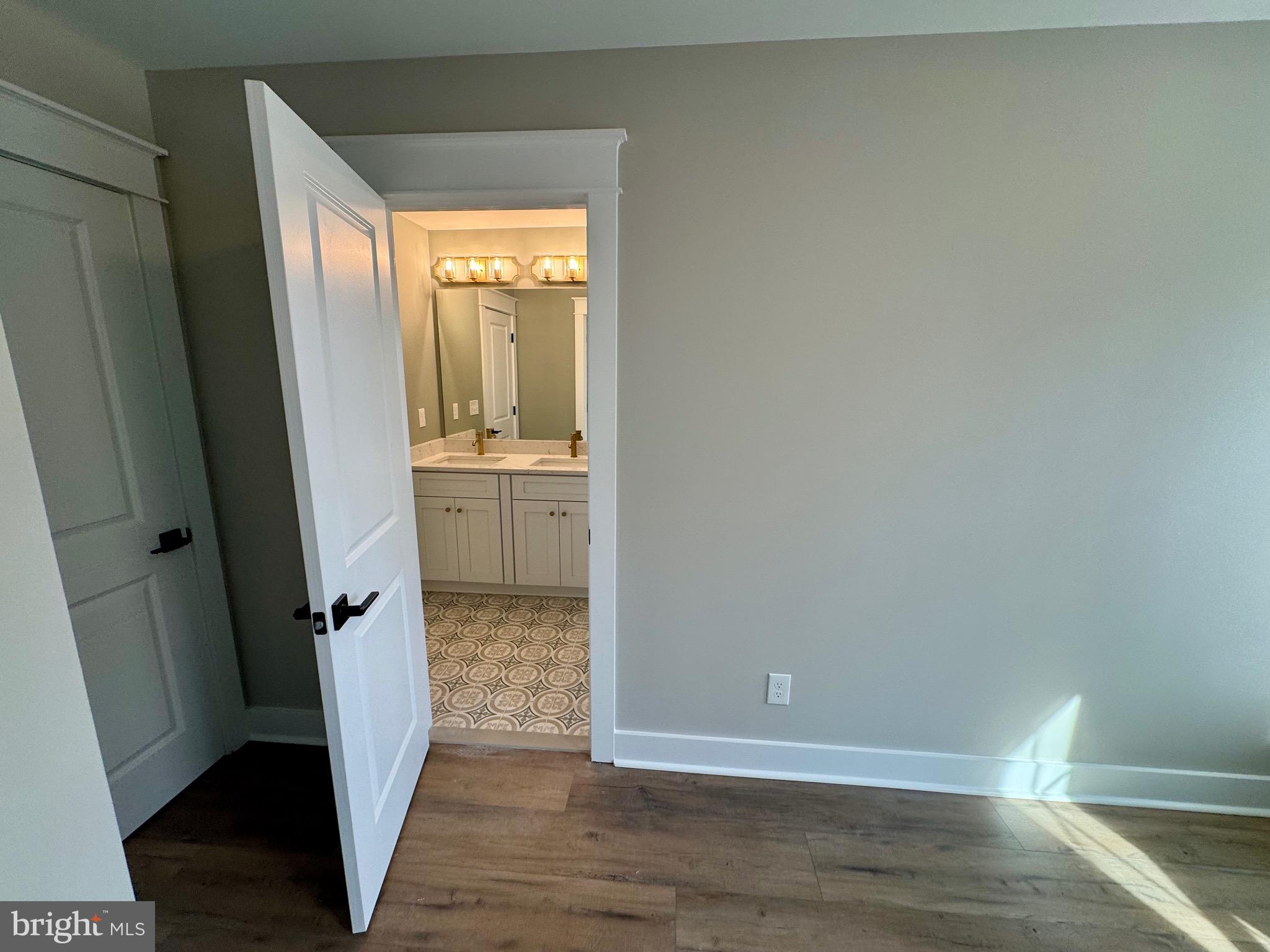 KENT ISLAND ESTATES - Residential