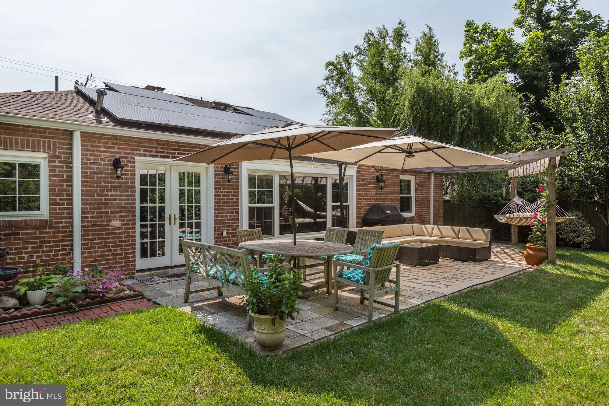 ROCK CREEK KNOLLS - Residential Lease