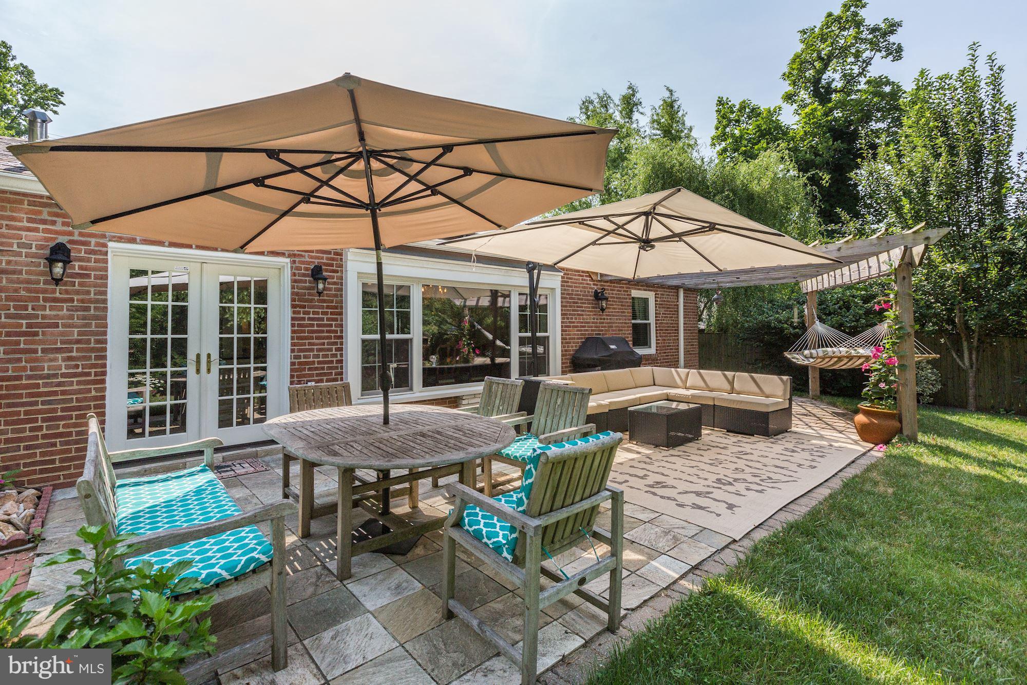 ROCK CREEK KNOLLS - Residential Lease