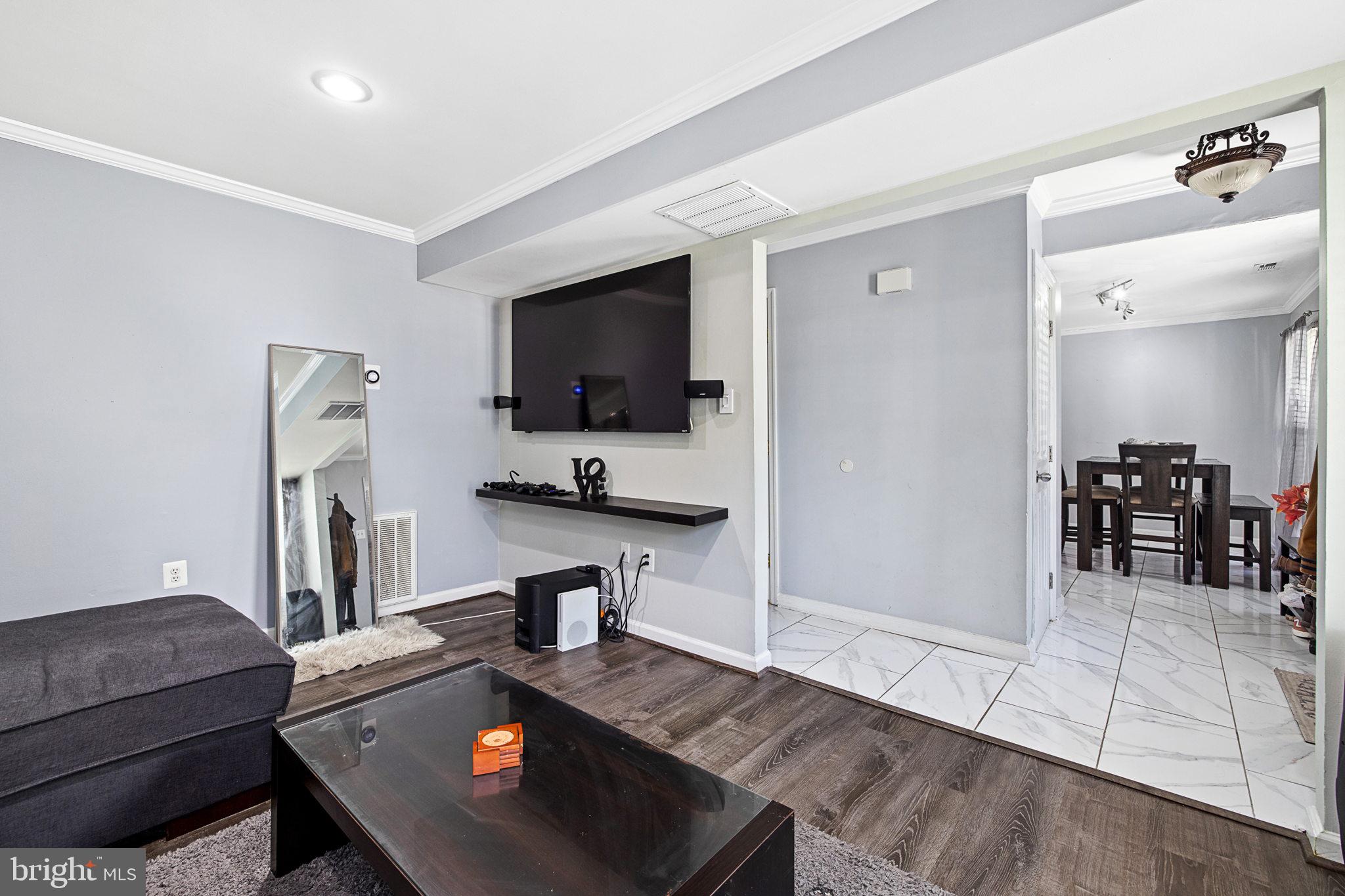 DALE CITY - Residential