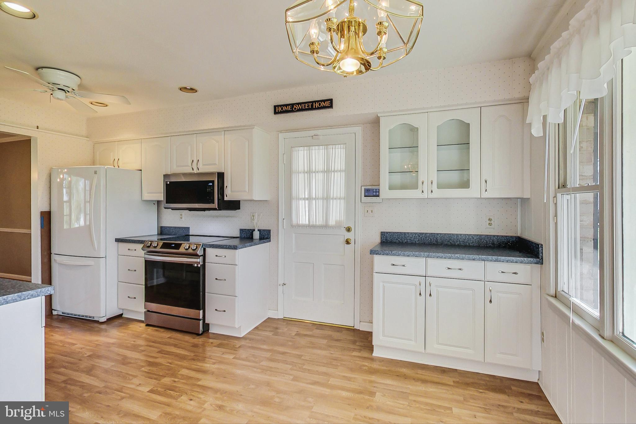 MILL CRK TOWNE EAST - Residential Lease