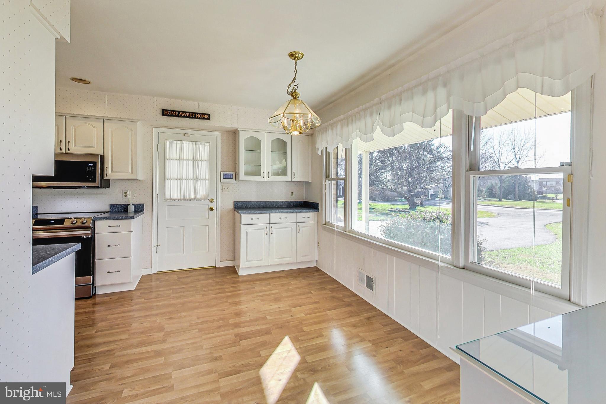 MILL CRK TOWNE EAST - Residential Lease