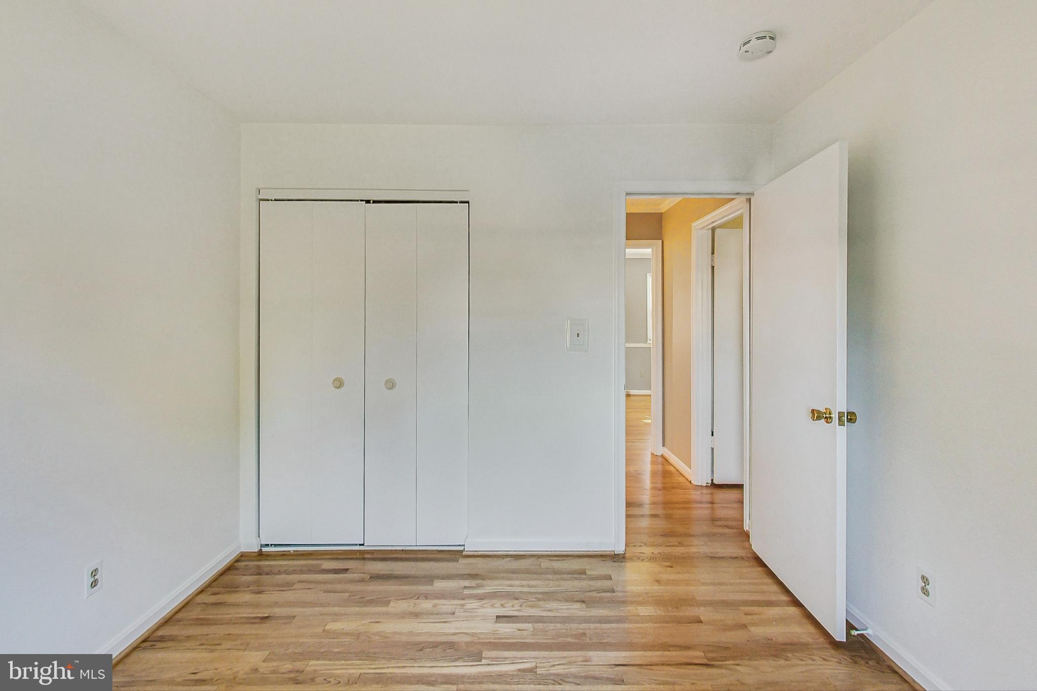 MILL CRK TOWNE EAST - Residential Lease