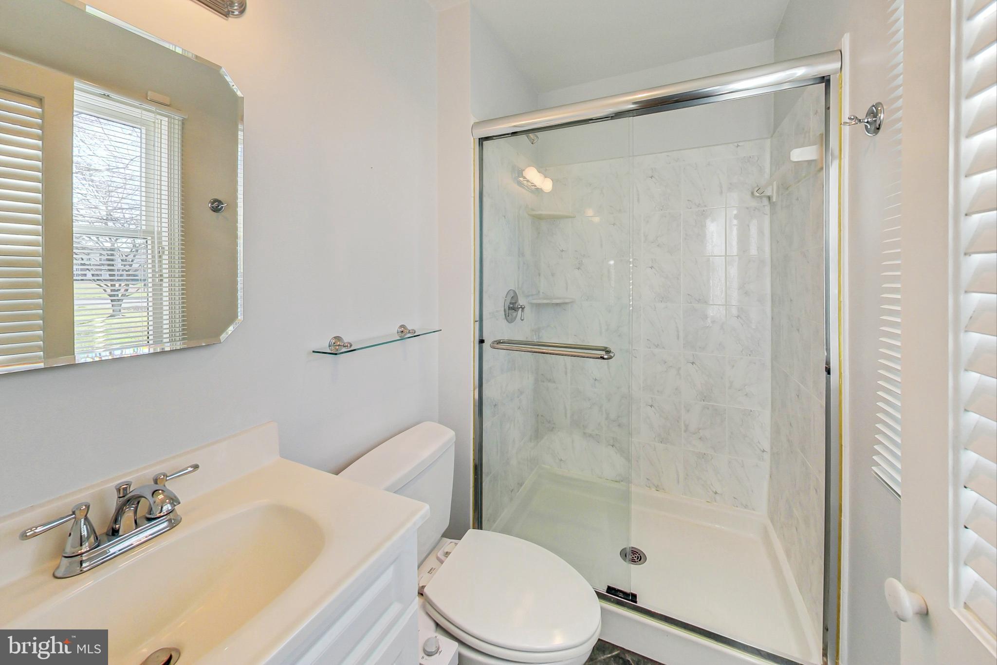 MILL CRK TOWNE EAST - Residential Lease