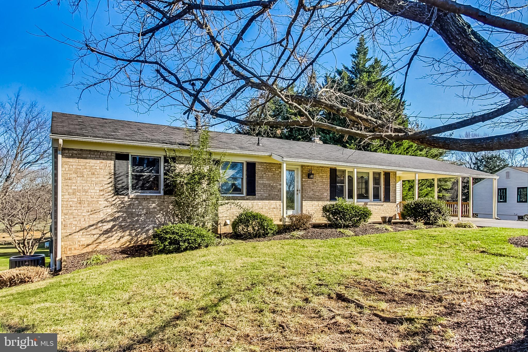 MILL CRK TOWNE EAST - Residential Lease