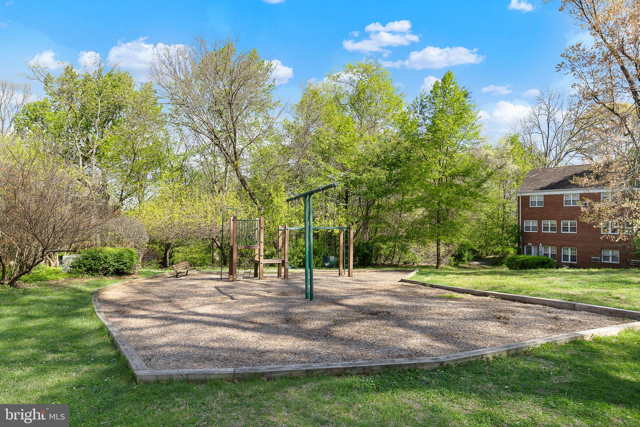 PARKFAIRFAX - Residential