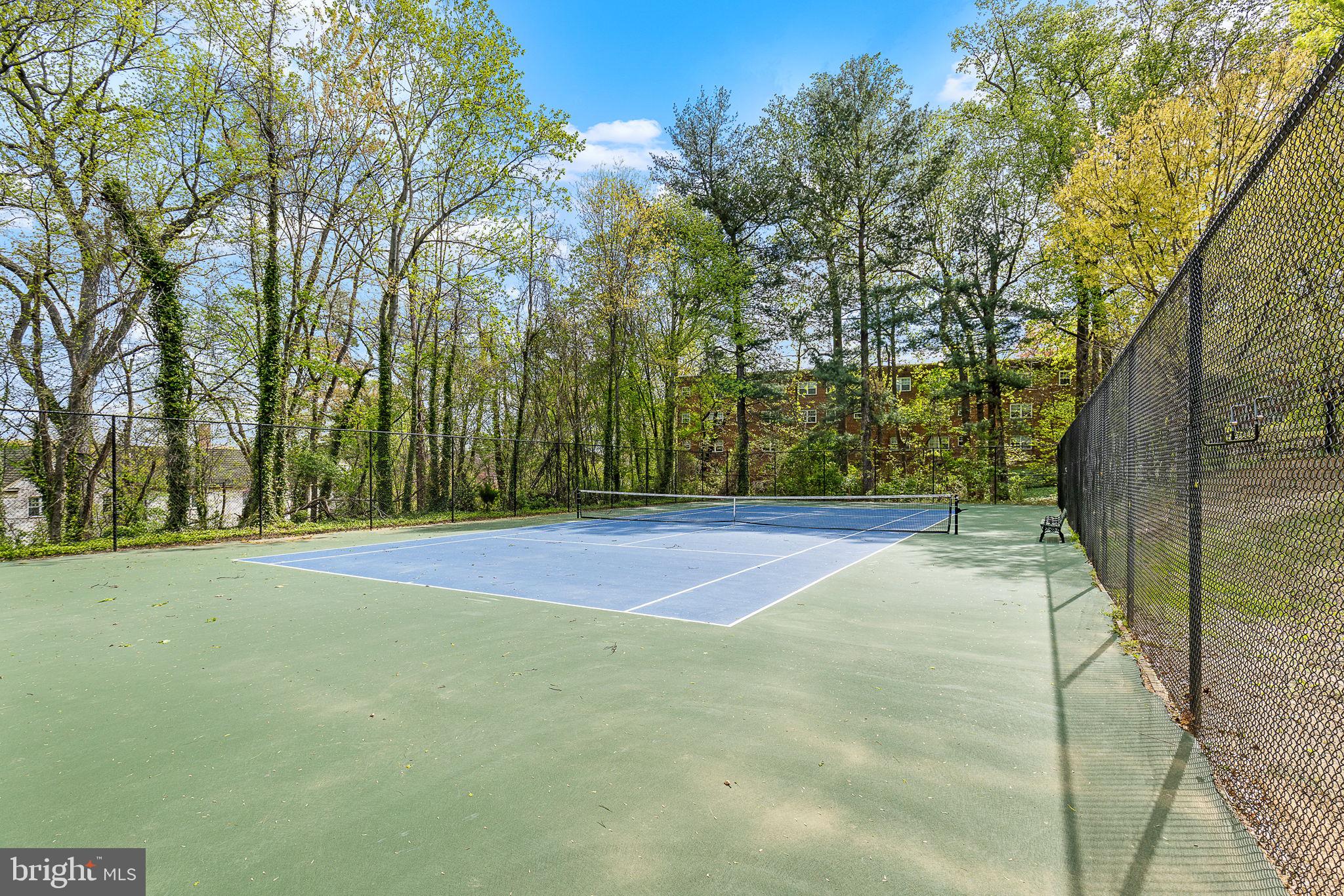 PARKFAIRFAX - Residential