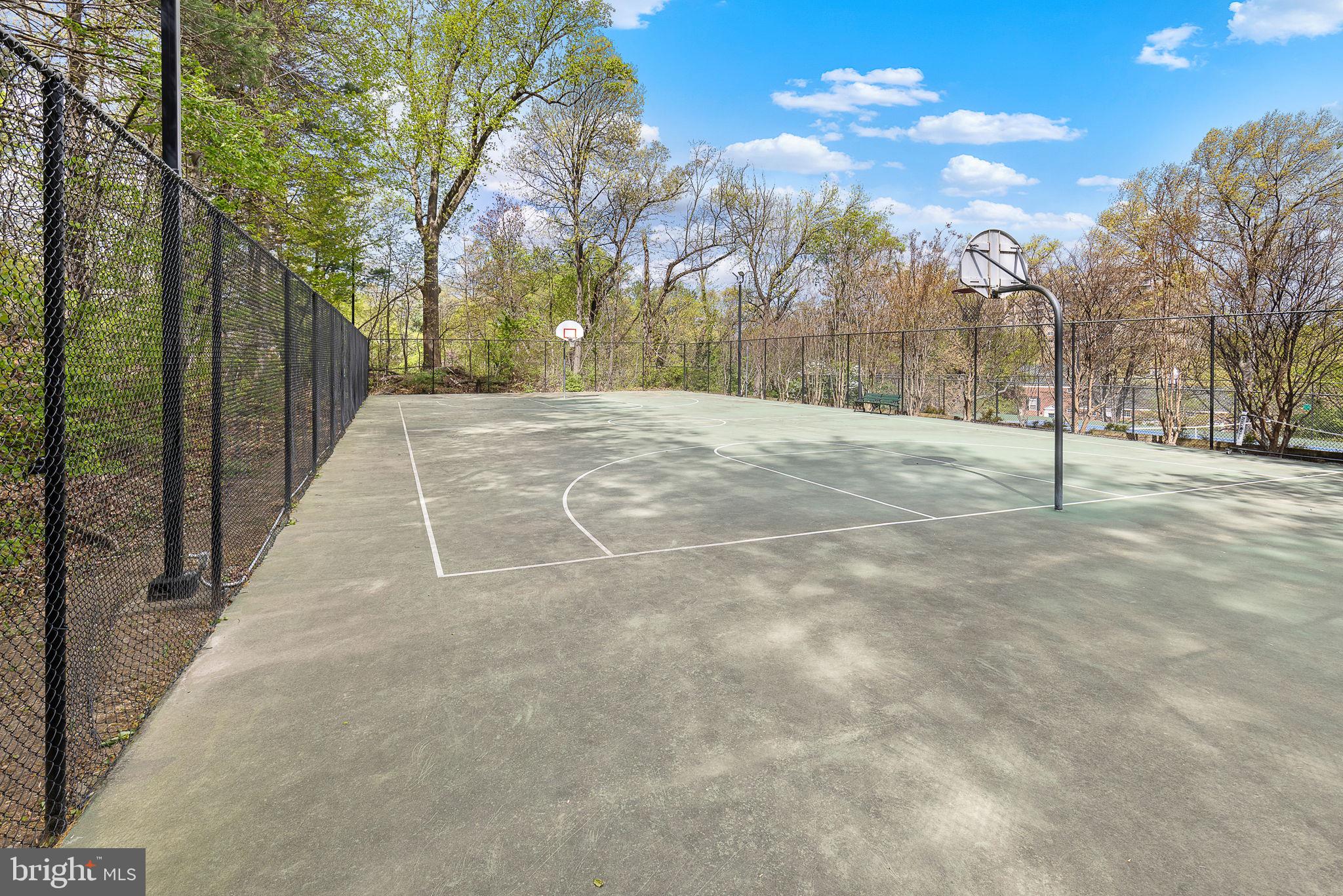 PARKFAIRFAX - Residential