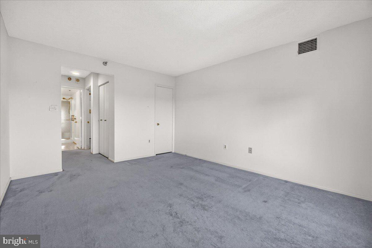 FAIRWAYS NORTH - Residential