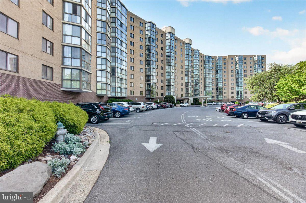 FAIRWAYS NORTH - Residential