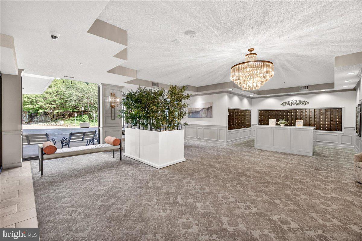 FAIRWAYS NORTH - Residential