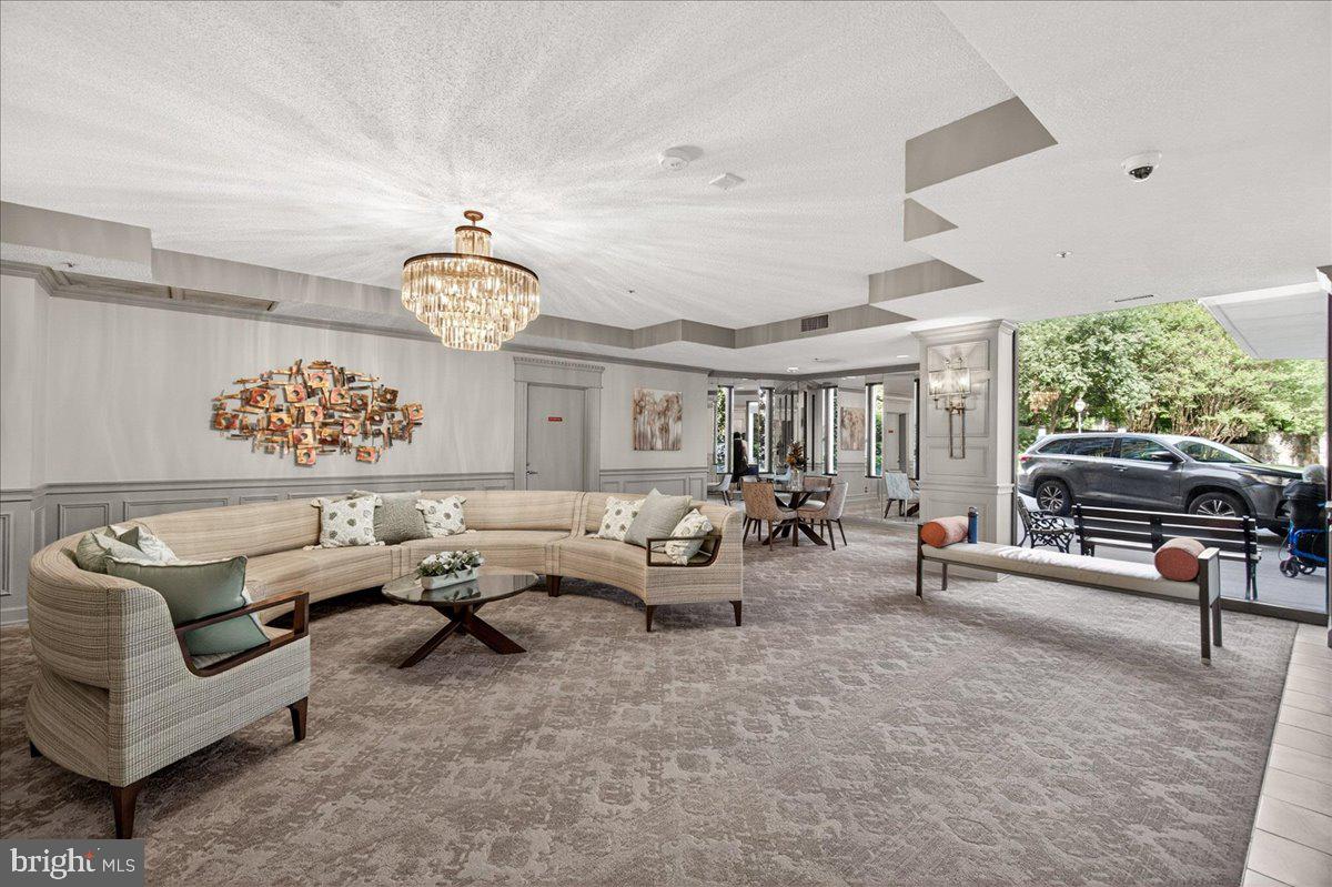 FAIRWAYS NORTH - Residential