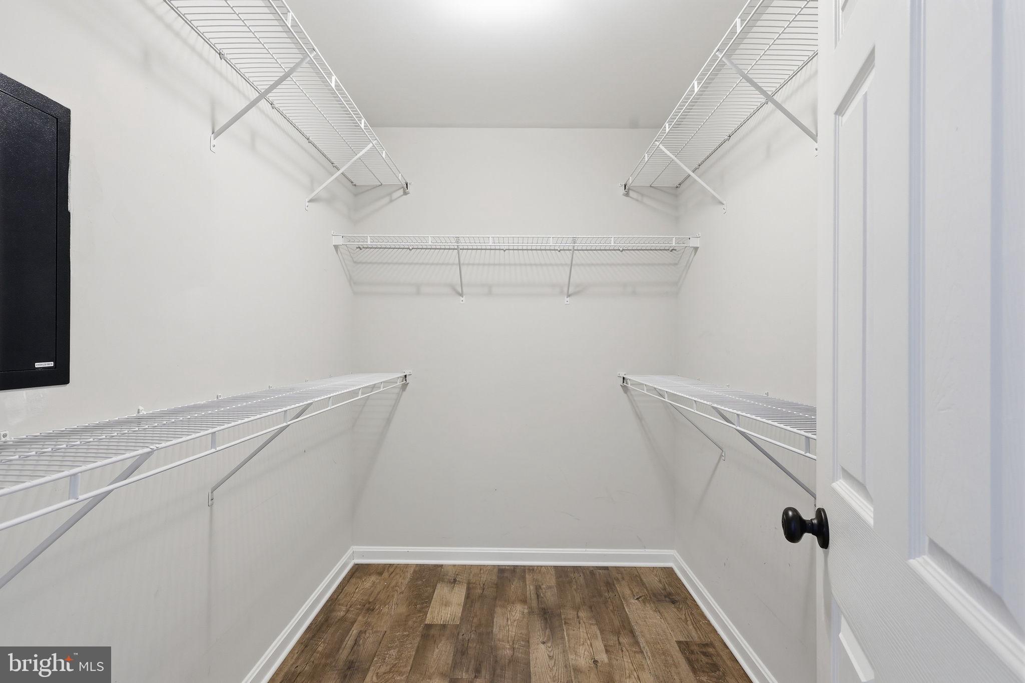 LAKE OF THE WOODS - Residential