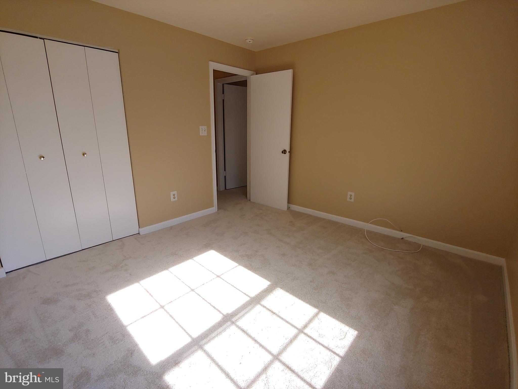 CROMWELL FOUNTAIN - Residential Lease