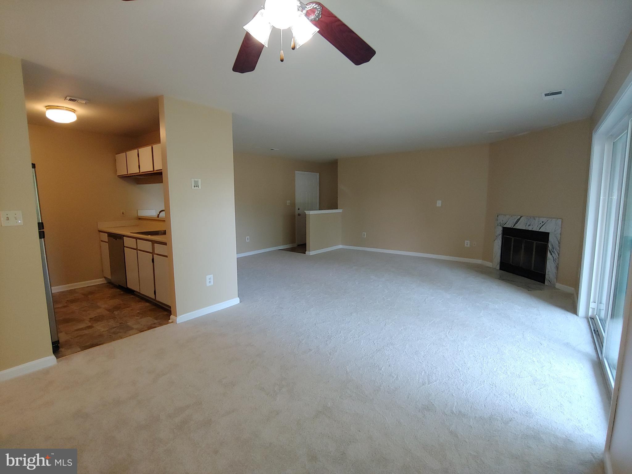 CROMWELL FOUNTAIN - Residential Lease