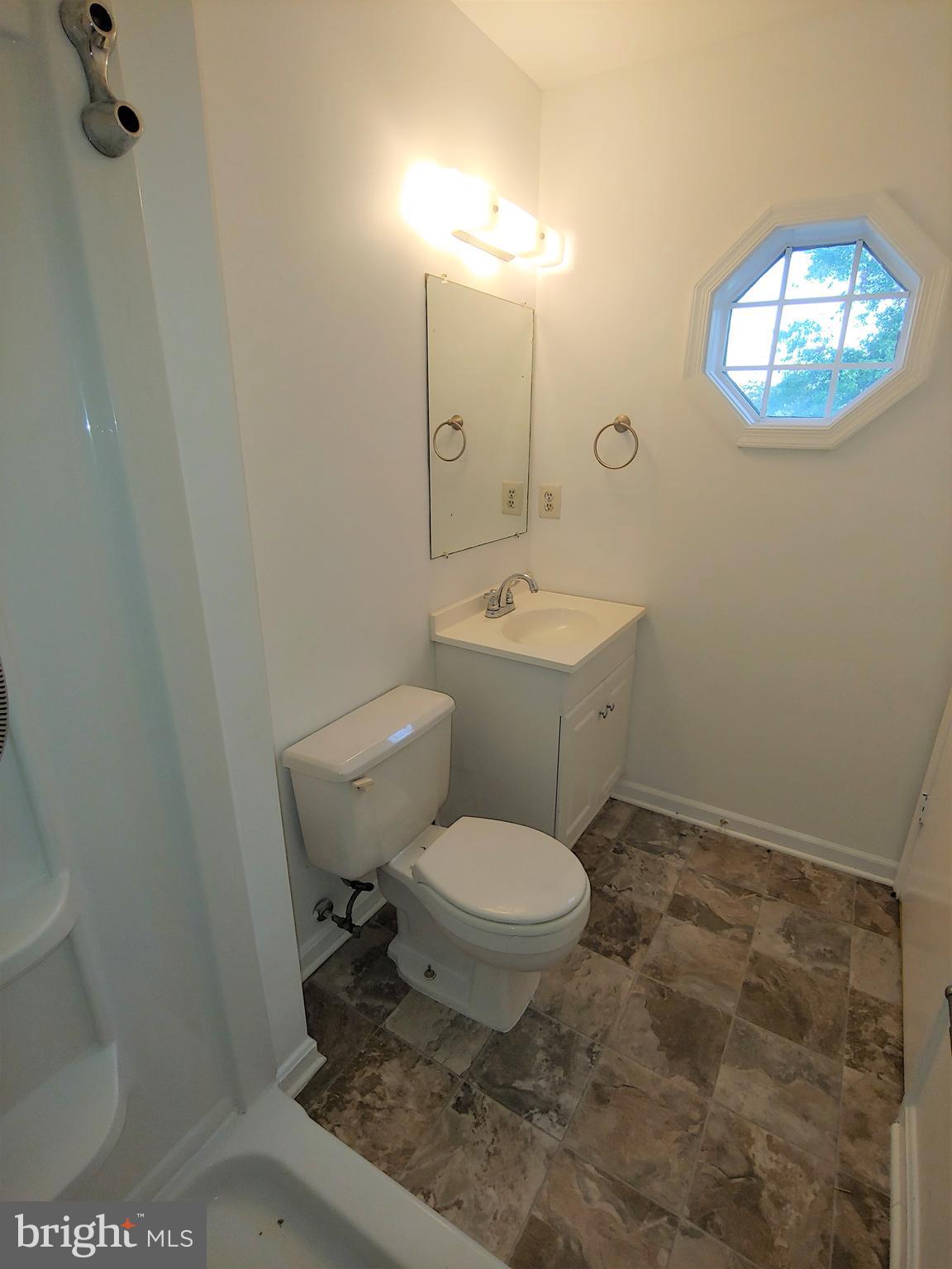 CROMWELL FOUNTAIN - Residential Lease