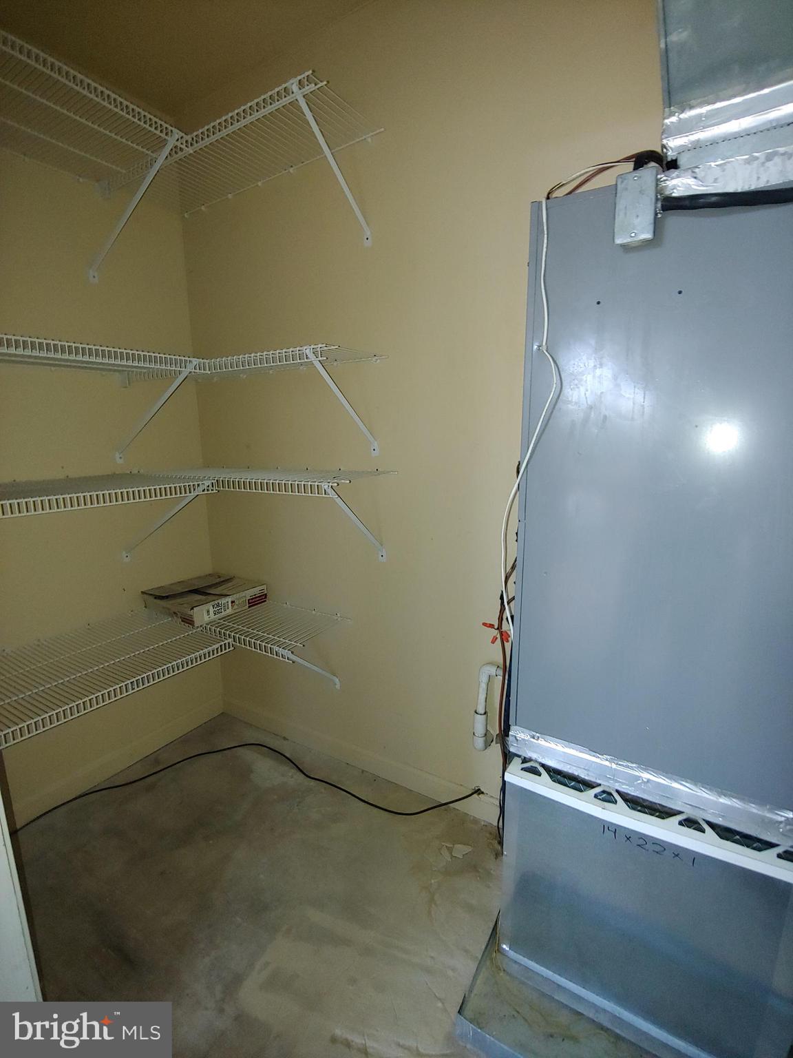 CROMWELL FOUNTAIN - Residential Lease