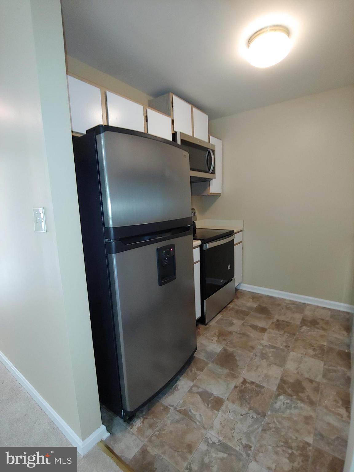 CROMWELL FOUNTAIN - Residential Lease