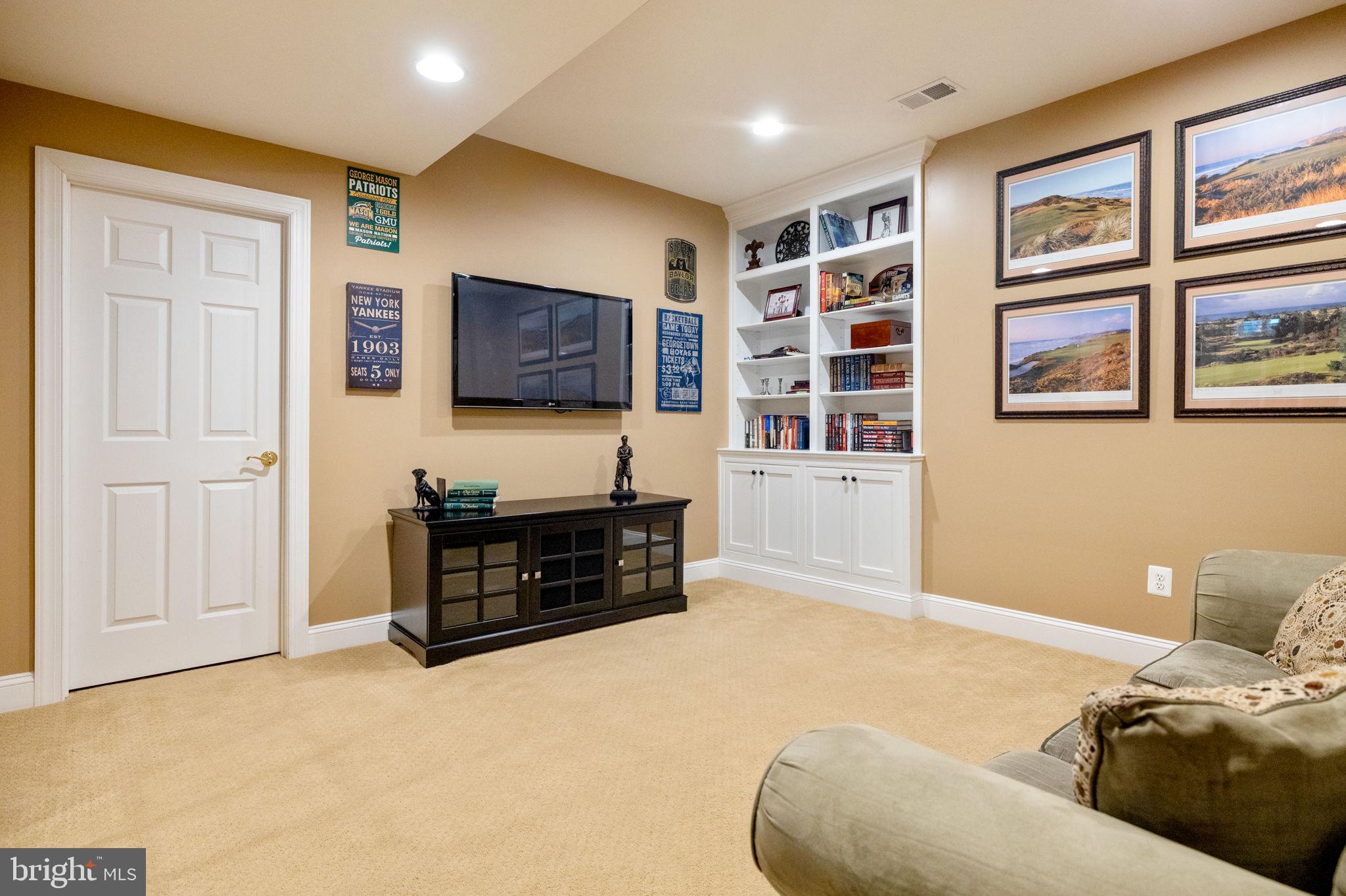 ESTATES OF FOREST RIDGE - Residential