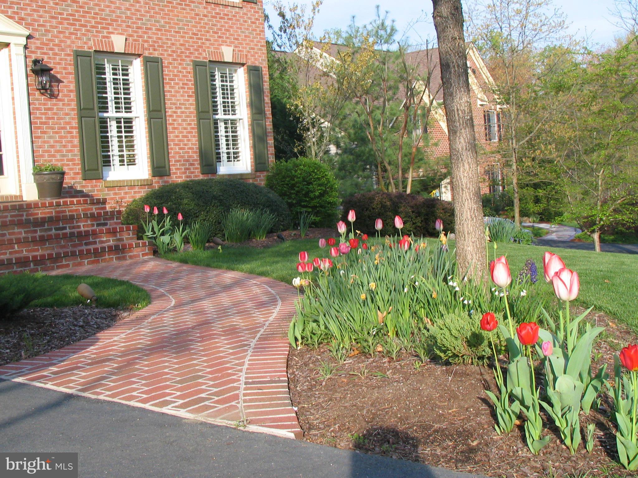 BROOKSTONE - Residential