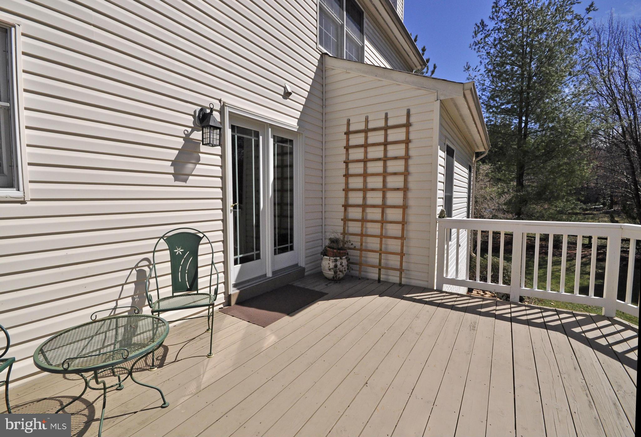 BROOKSTONE - Residential