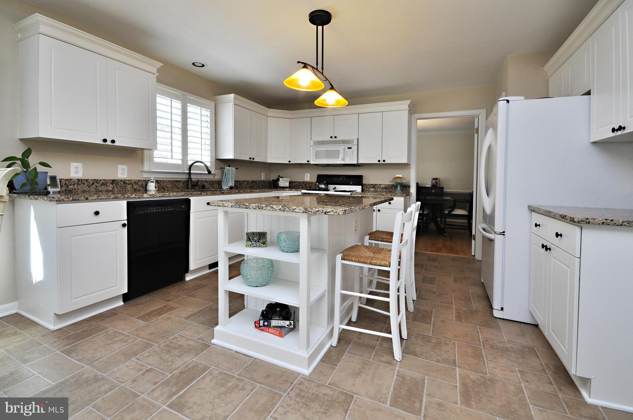 BROOKSTONE - Residential