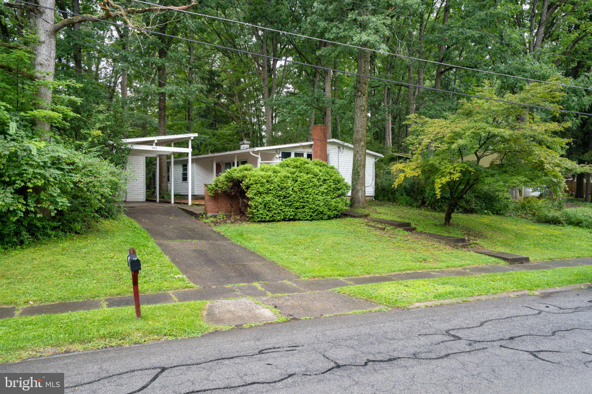 362 LAUREL LANE