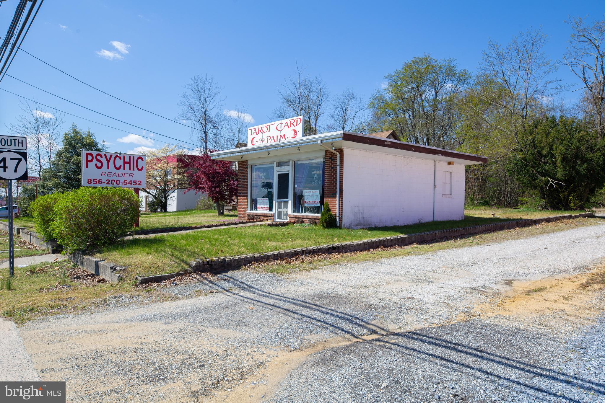 3520 S DELSEA DRIVE