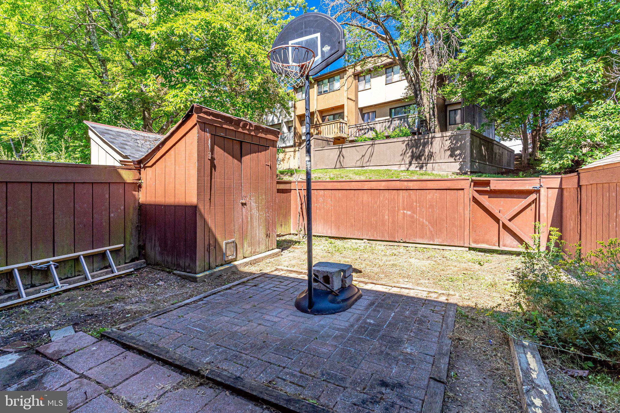 RIPPON LANDING - Residential