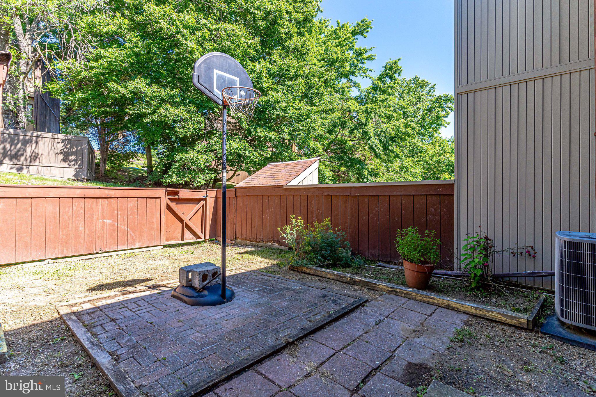 RIPPON LANDING - Residential