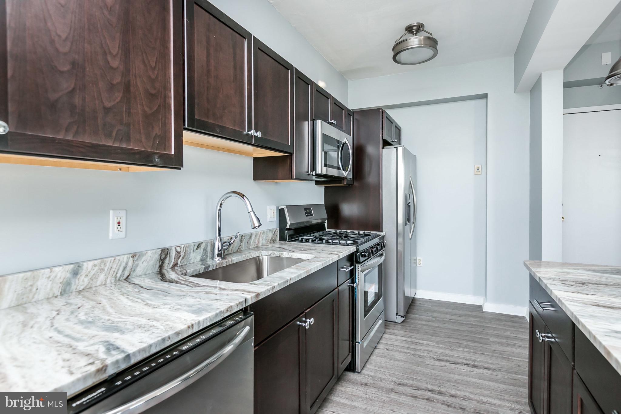 MOUNT VERNON PLACE HISTORIC DISTRICT - Residential Lease