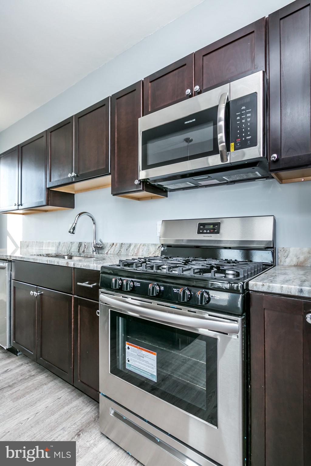 MOUNT VERNON PLACE HISTORIC DISTRICT - Residential Lease