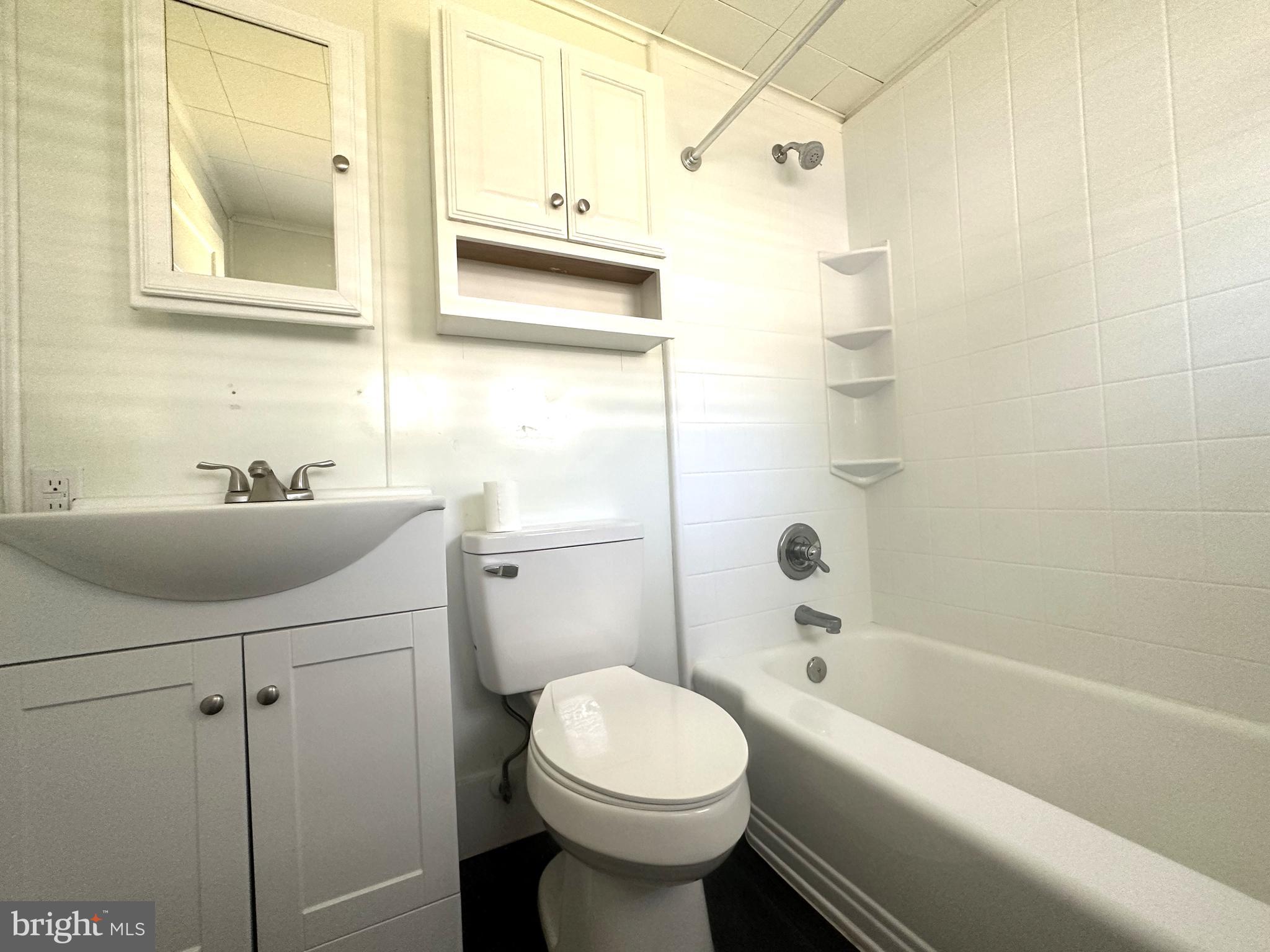 GRASONVILLE - Residential Lease