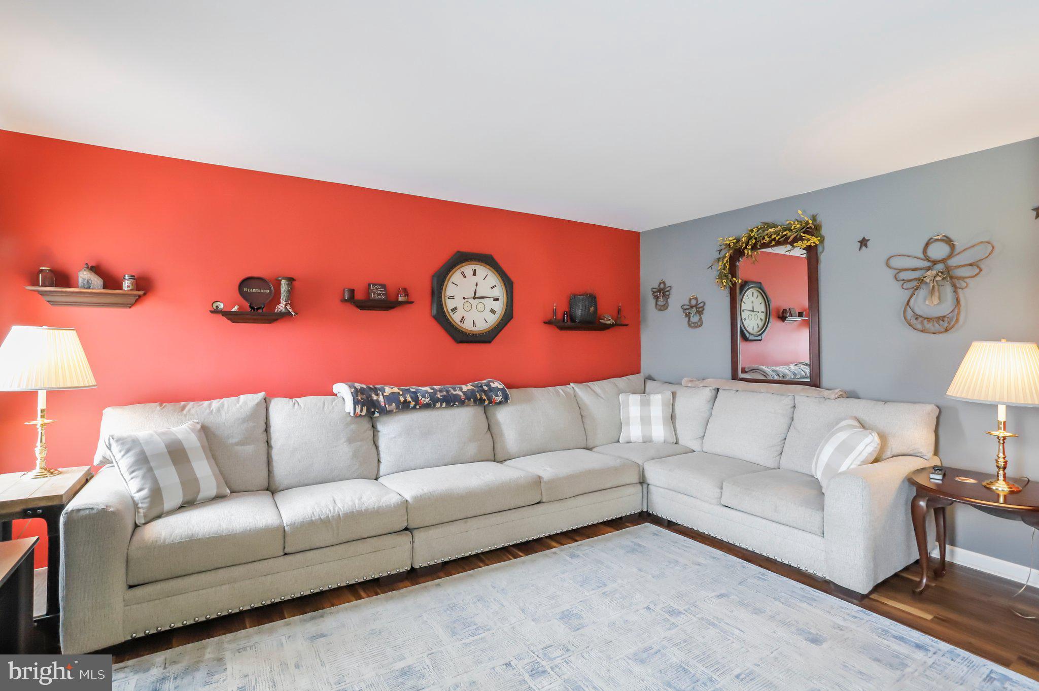 RIVERSIDE VILLAGES - Residential