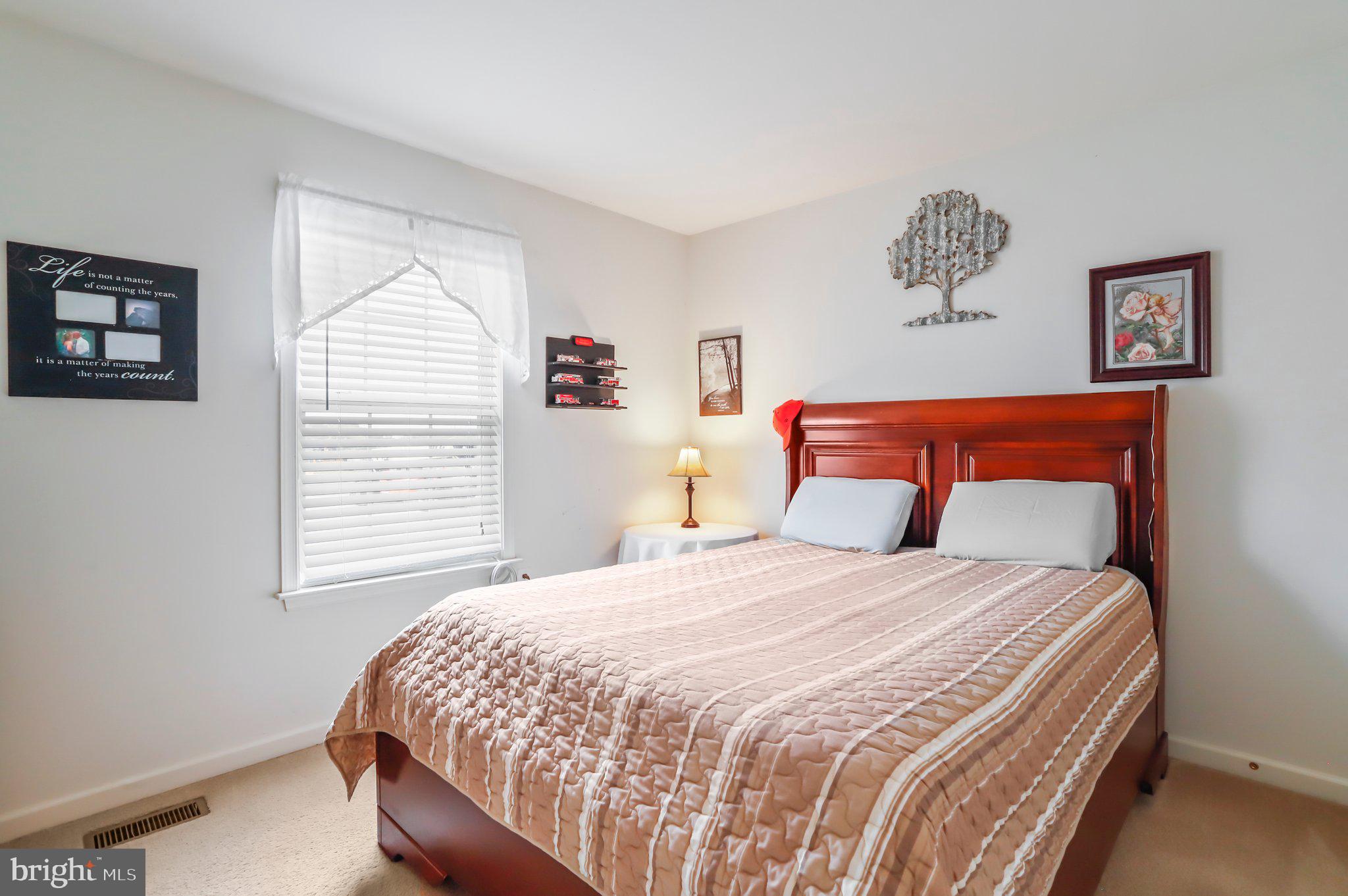 RIVERSIDE VILLAGES - Residential