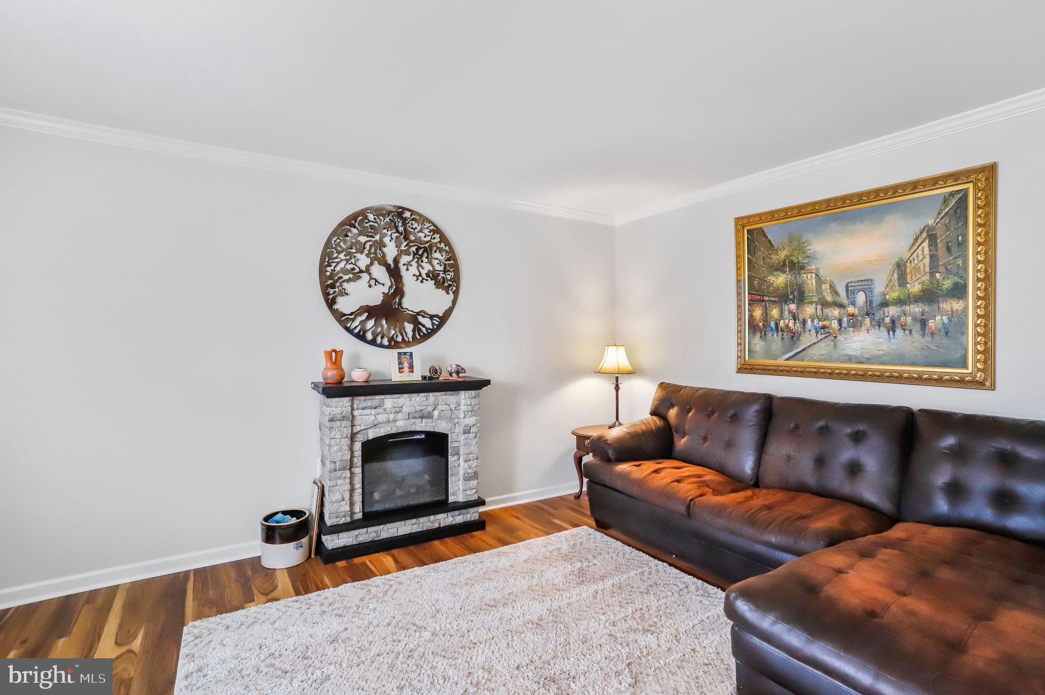 RIVERSIDE VILLAGES - Residential