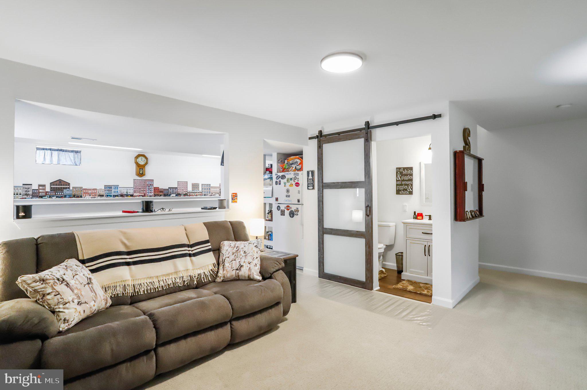 RIVERSIDE VILLAGES - Residential