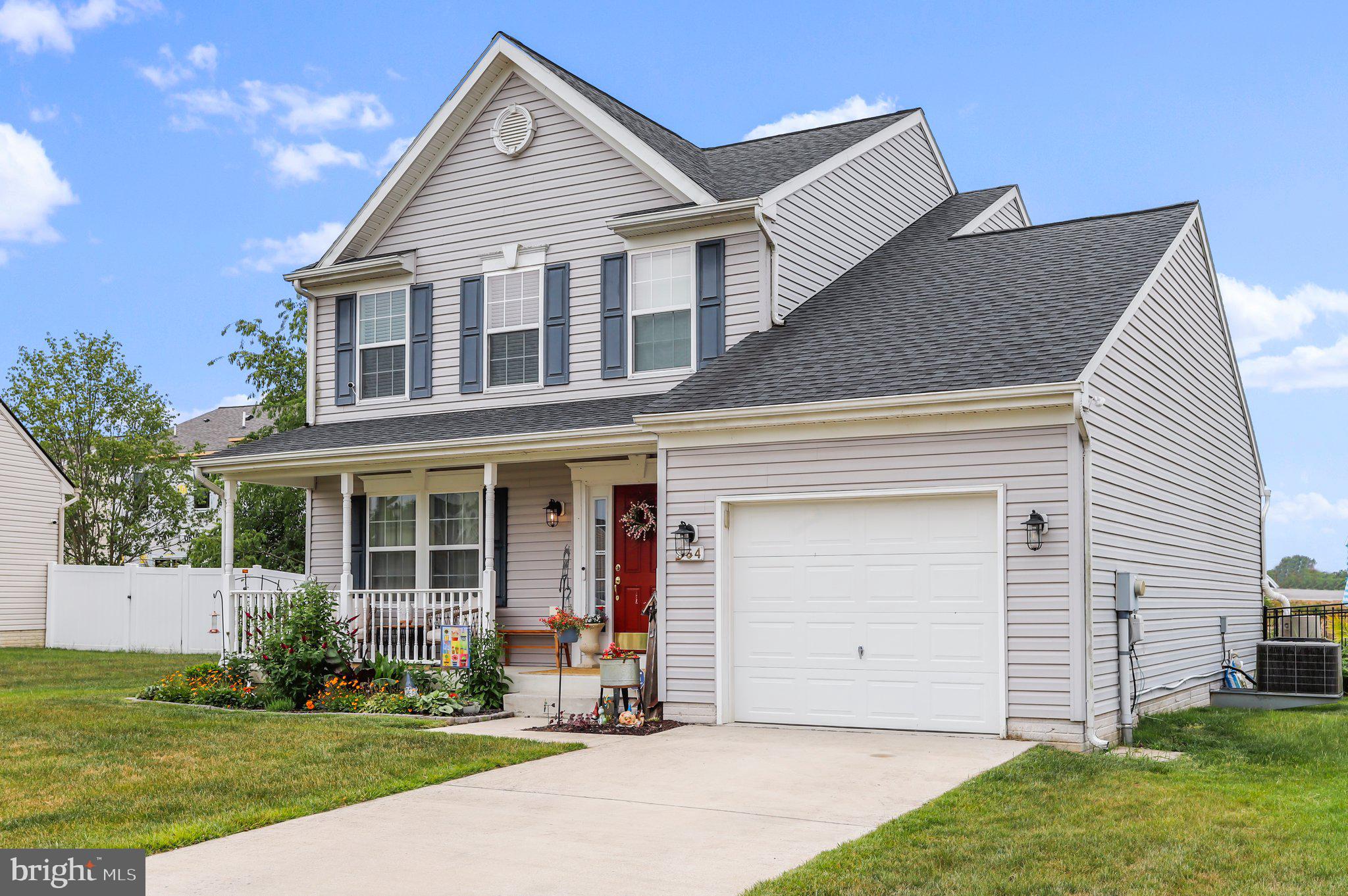 RIVERSIDE VILLAGES - Residential