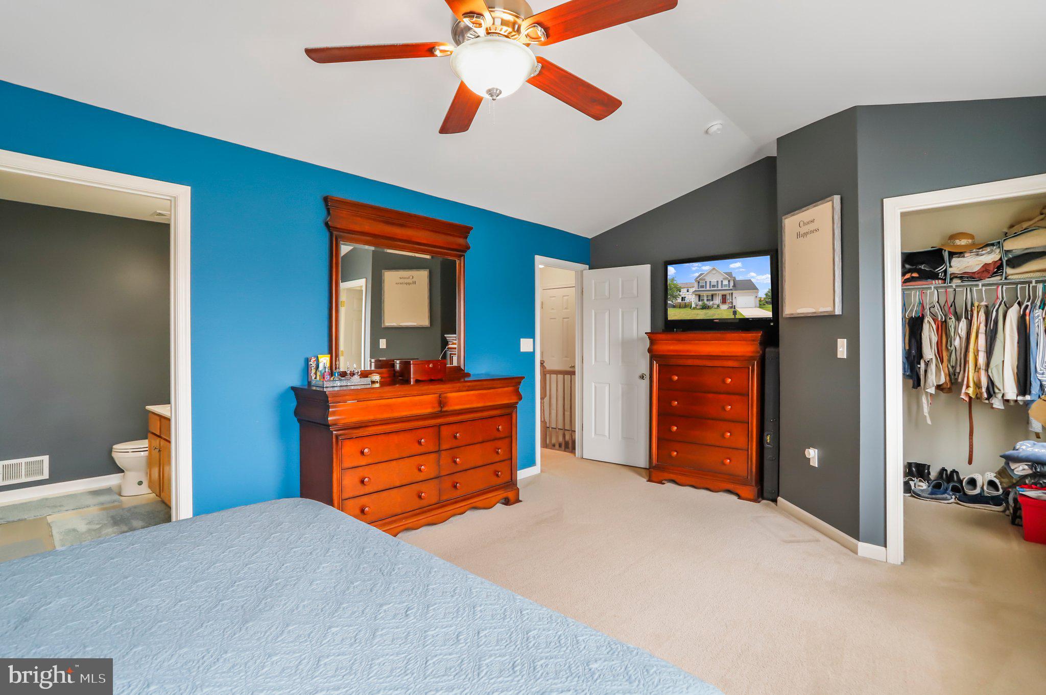 RIVERSIDE VILLAGES - Residential