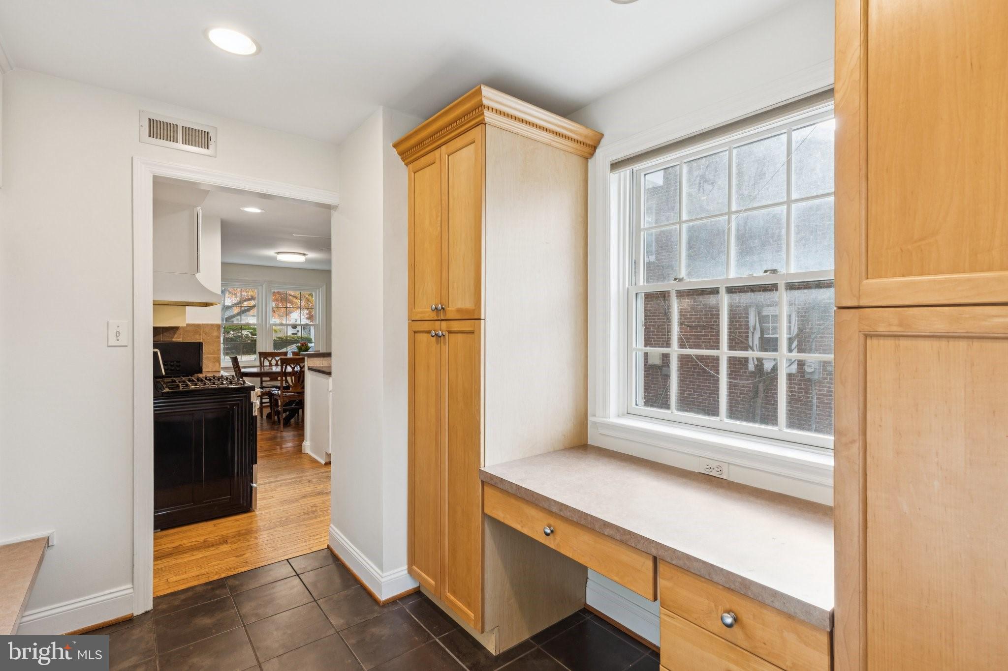 WYNNEWOOD VALLEY - Residential