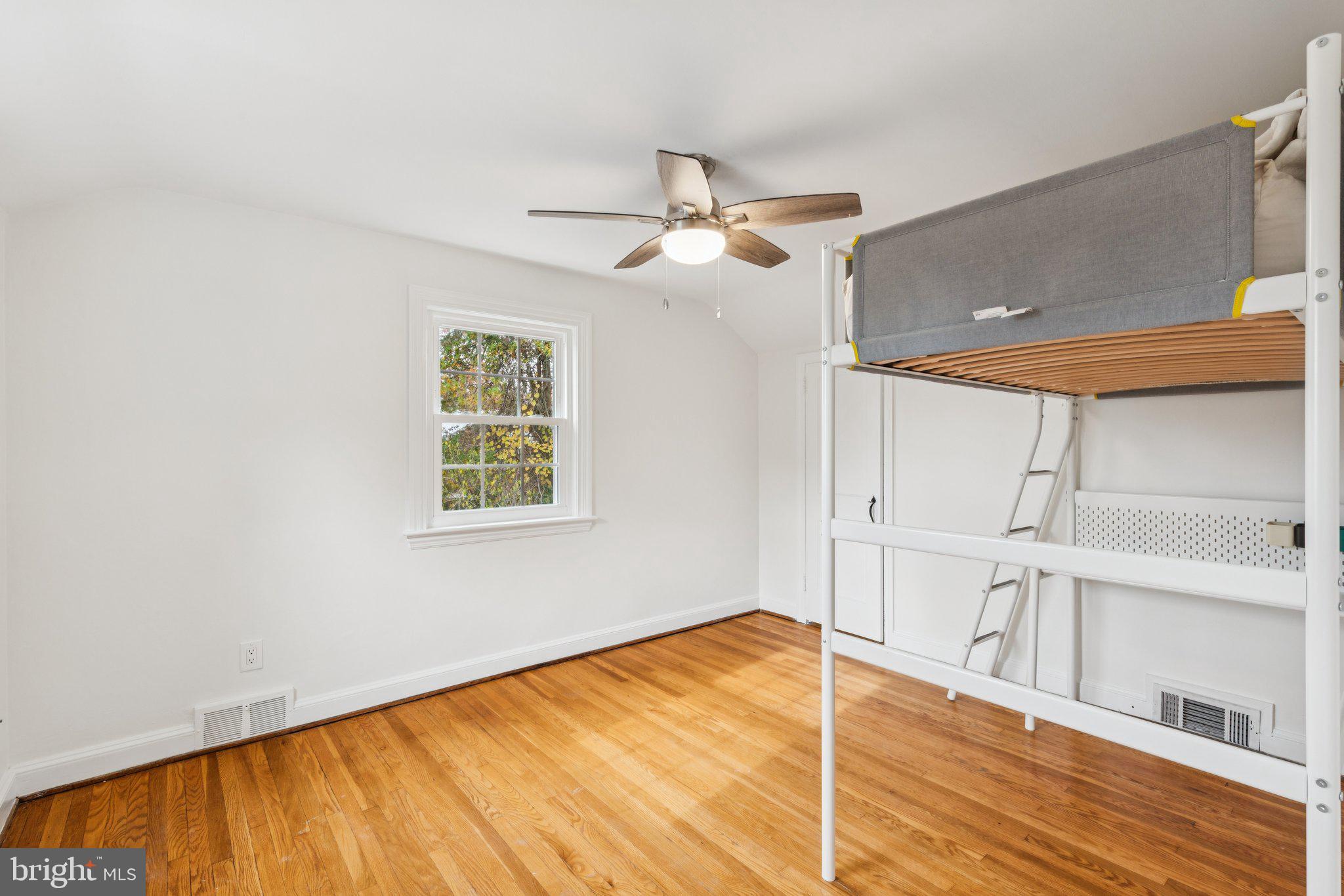 WYNNEWOOD VALLEY - Residential