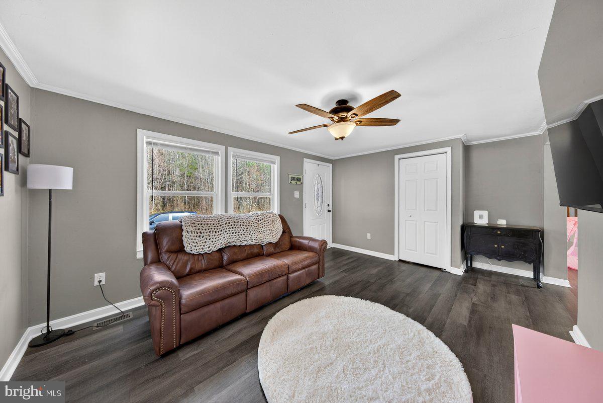 POINT ESTATES - Residential