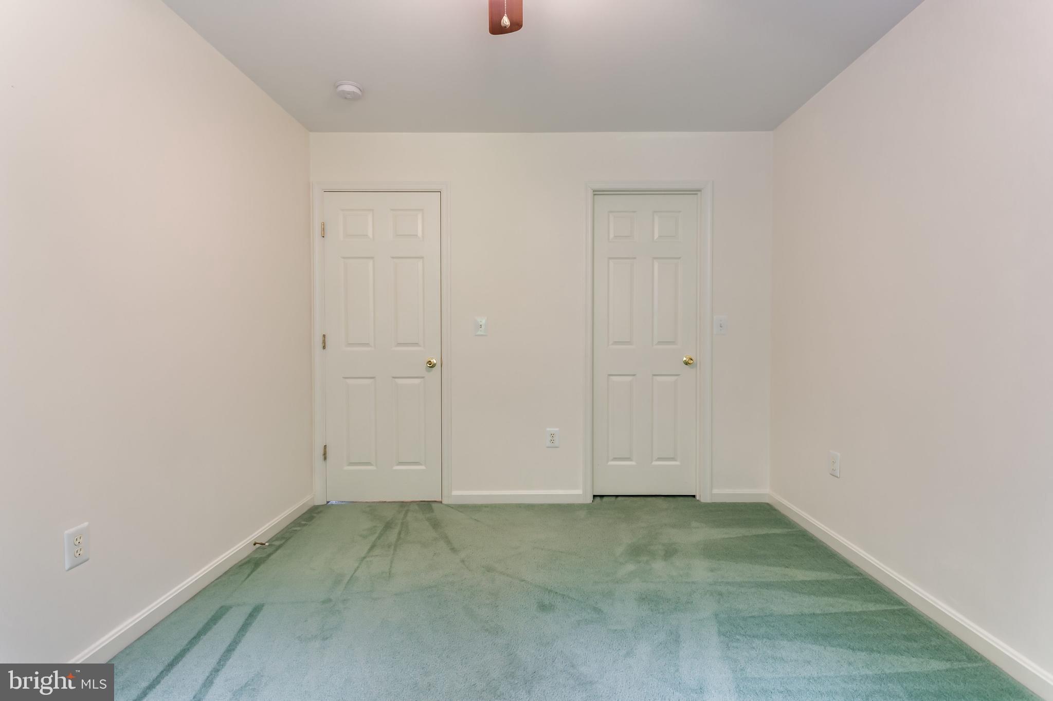 BERRY HILL MANOR - Residential